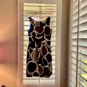 Banana Republic size 0 dress. Great for work!